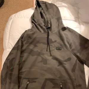Men’s camo hoodie Abercrombie Fitch medium